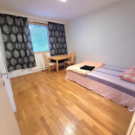 Apartment Cosy In Leppavaara Helsinki